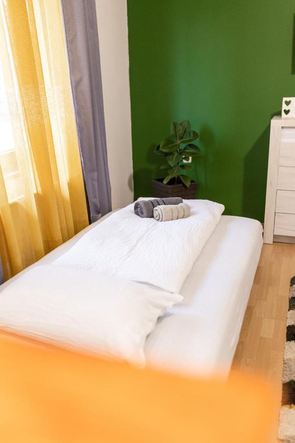 Studio Apartman Planb, Self Check In Осиек Екстериор снимка